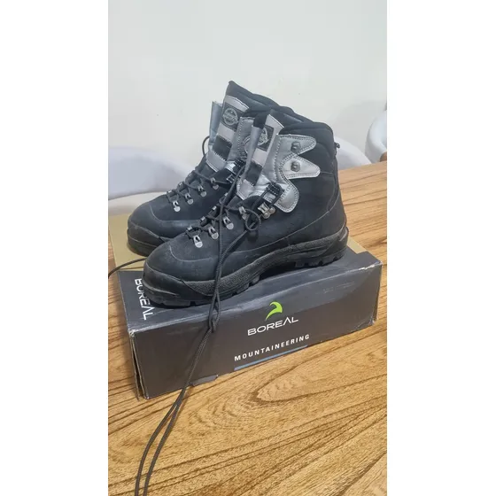 Boreal Maipo Botas De Montaña Talle 41.5 Trekking Senderismo