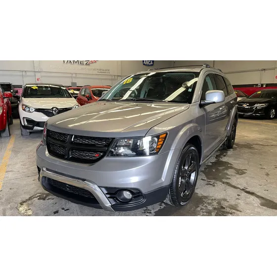 Dodge Journey 2.4 Sxt 7 Pasajeros At