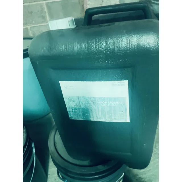Bidon Usado Con Tapa 20l Tenian Productos De Limpieza