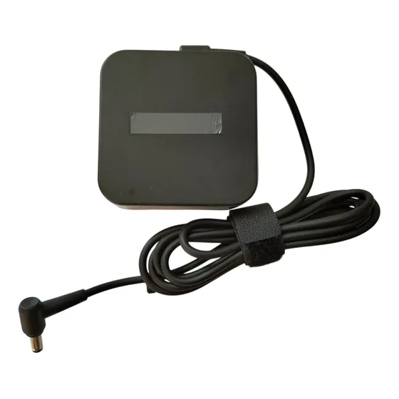 Cargador Compatible Con Laptop Asus 19v 3.42a 65w 4.5*3.0mm Negro