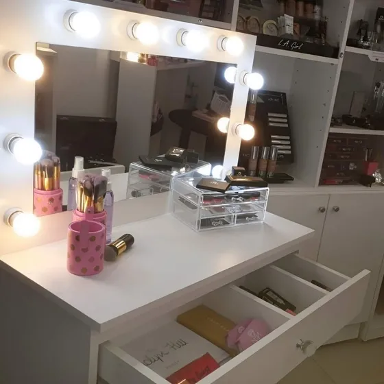 Espejo Maquillaje + Mesa Maquillaje. Envíos Sólo Caba Y Gba.