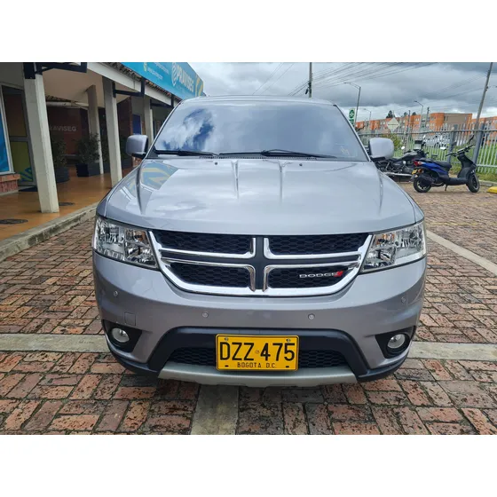 Dodge Journey Se 2.4cc At Aa 4x2