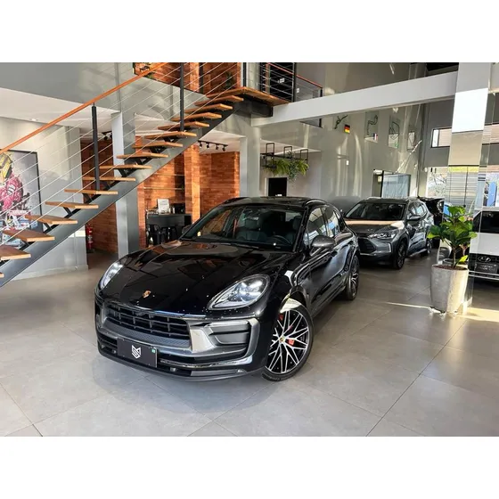 Porsche Macan 2.0 Turbo T Pdk