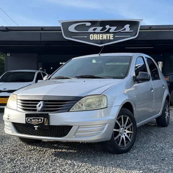 Renault Logan 2014 1.4 Entry Familier