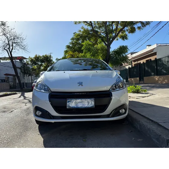 Peugeot 208 1.2 Allure 82cv 5p