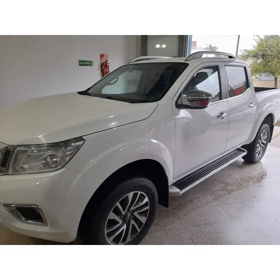 Nissan Frontier Np300 Le At 4x4