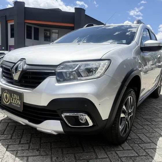 Renault Stepway 2022 1.6 Intense Automática