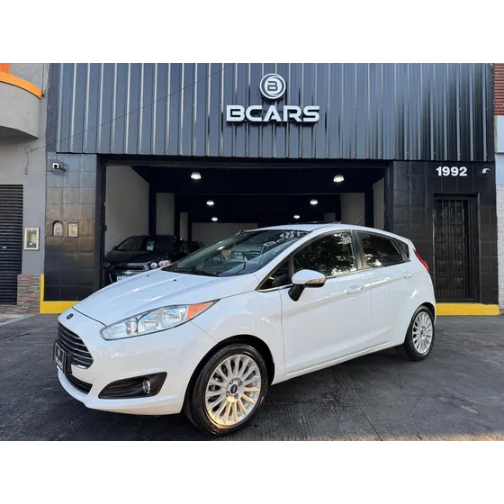 Ford Fiesta Kinetic 1.6 Titanium 120cv