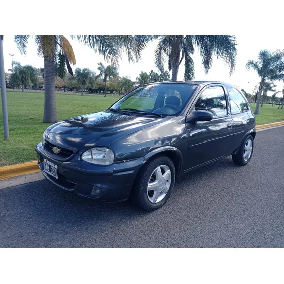Chevrolet Corsa 1.6 Classic Super Pkele
