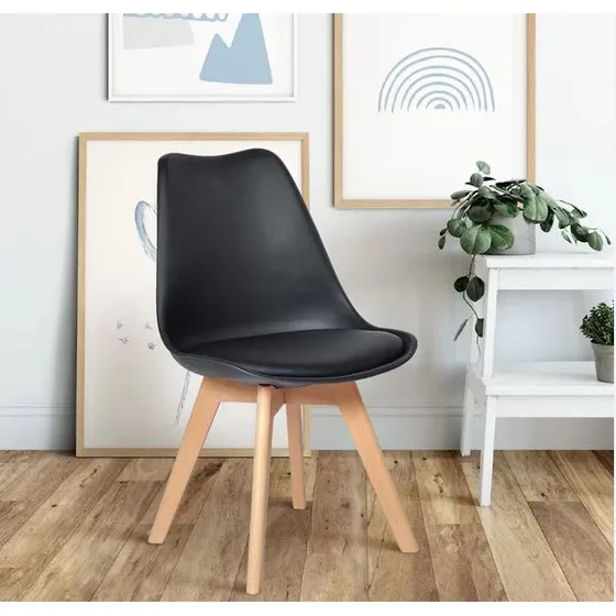 Cadeira Leda Preta - Charles Eames Wood Com Almofada