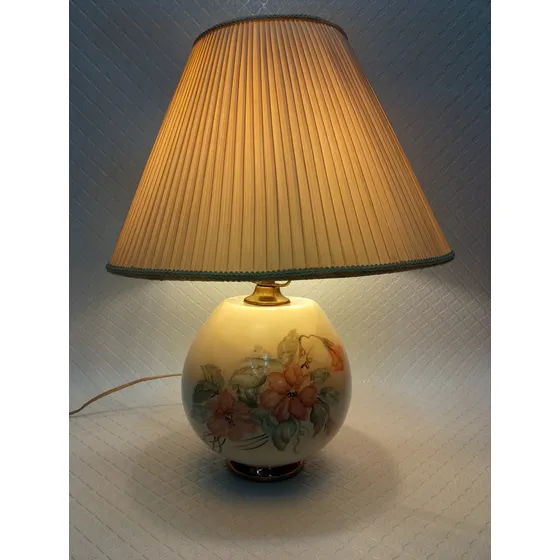 Lampara De Mesa U.s.a Antigua 1950 En Porcelana Y Oleo