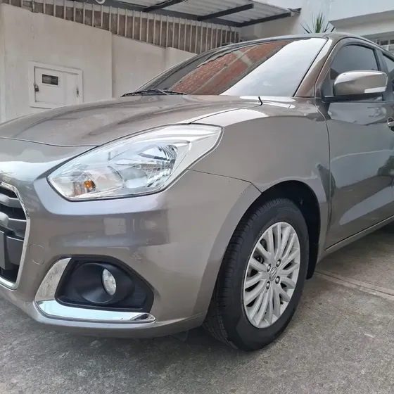 Suzuki Swift 2023 1.2 Dzire