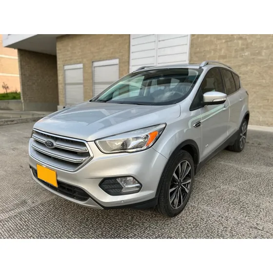 Ford Escape 2.0 Titanium 245 Hp