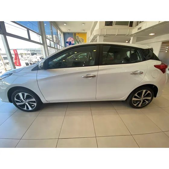Toyota Yaris 1.5 107cv S Cvt