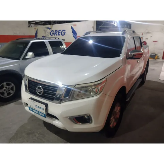Nissan Frontier 2.3 Le Cab. Dupla 4x4 Aut. 4p