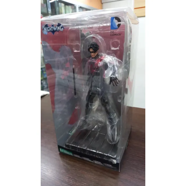 Nightwing Kotobukiya Artfx Pvc Statue 1/10 Tipo Iron Studios