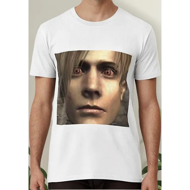 Remera Muy Buena Foto Romantica De Leon S Kennedy Algodon Pr