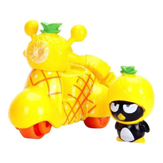 Hello Kitty Dazzle Dash Badtz Maru Con Scooter Die Cast