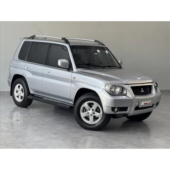 Mitsubishi Pajero Tr4 2.0 4x4 16v 140cv Flex 4p Automático
