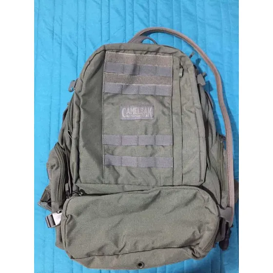 Mochila Camel Bak Máximum Gear  H2o Táctica Verde Olivo