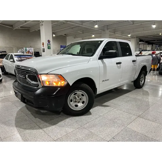 Ram Ram 1500 4p Slt Crew Cab V6/3.6 Aut 4x2 Trabajo
