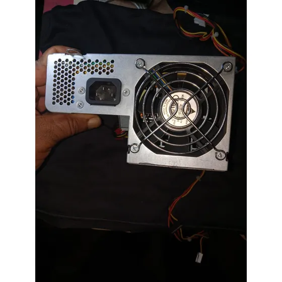 Hp Api5pc49 Fuente 240w 100-240v Ac Sff Dc7700
