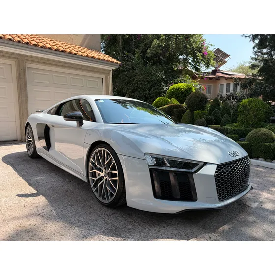 Audi R8 5.3 V10 Coupe Plus S-tronic Dsg