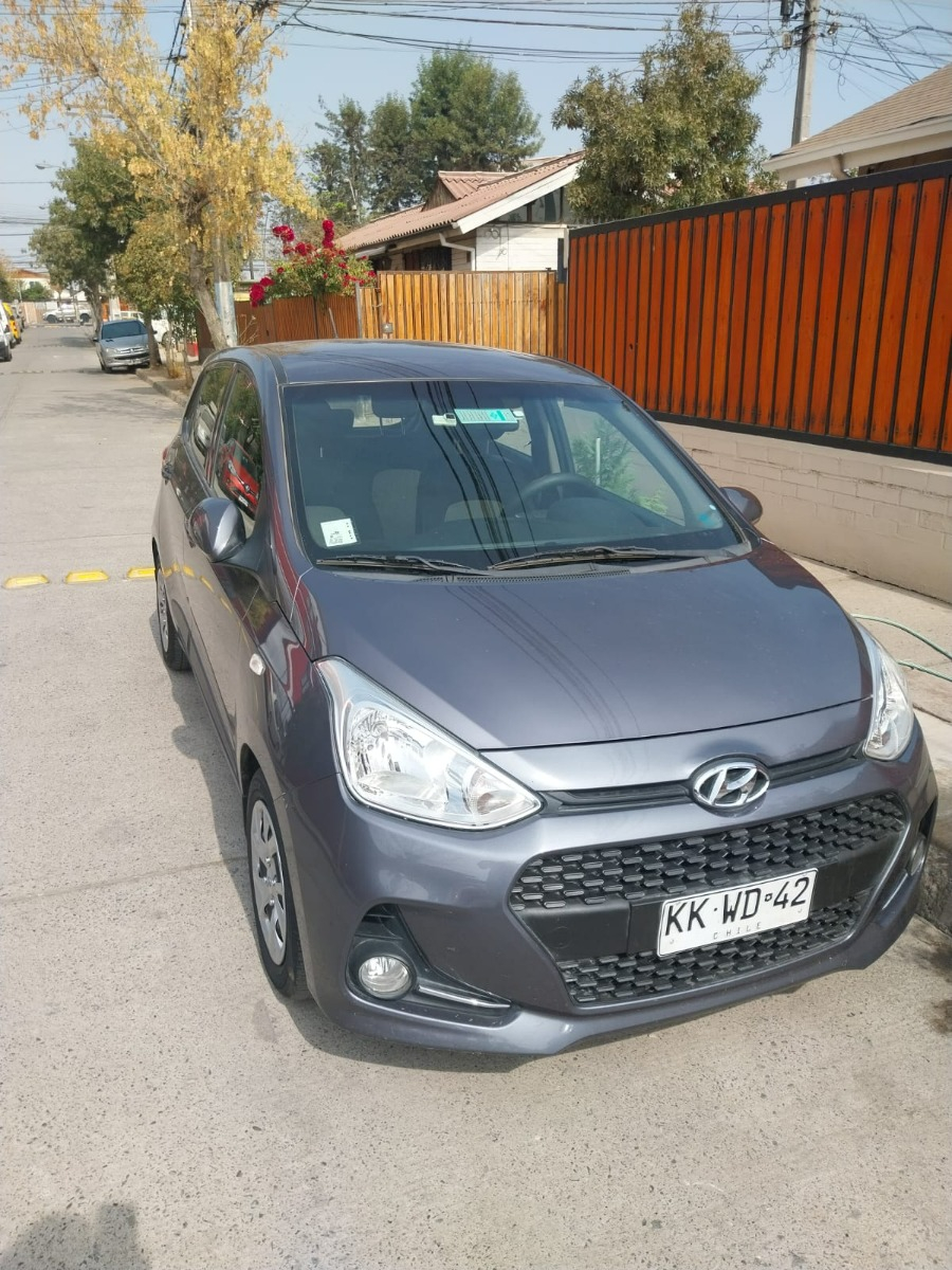 Hyundai Grand I10 1.2, Gris Oscuro, Año 2018