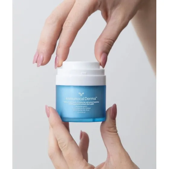 Crema Hidratantr Derma Con Ácido Hialuronico Todo Tipo De Piel Día