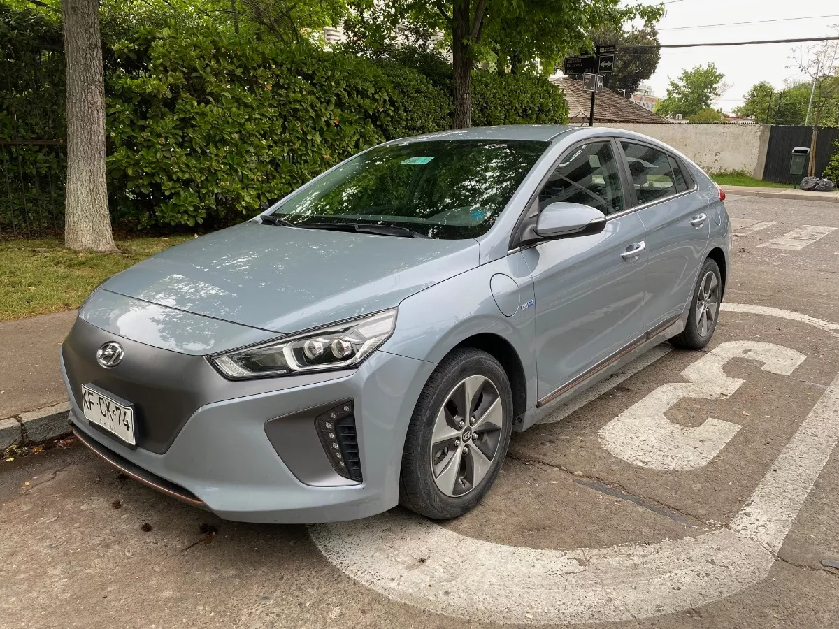 Hyundai Ionic Gls Eléctrico Automático 2018