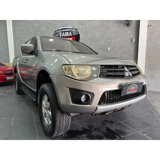 Mitsubishi L200 L200 Triton Hpe 3.2 Cd Tb Int.diesel Mec