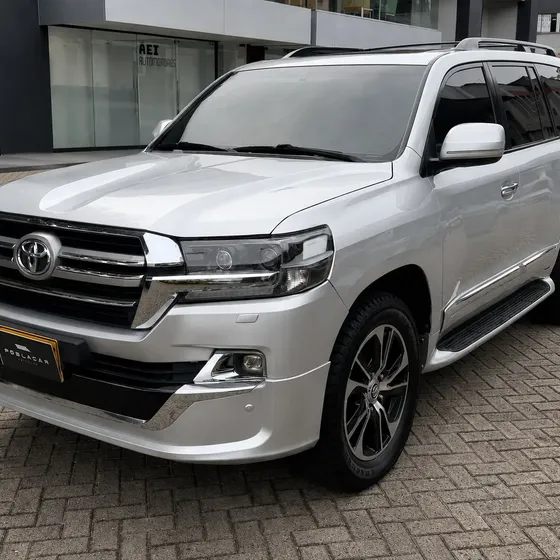 Toyota Land Cruiser 2008 5.7 Vx Lc200
