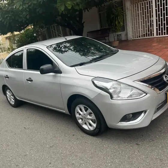 Nissan Versa 2023 1.6 Drive
