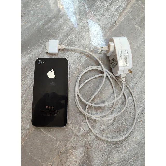 Iphone 4 Modelo A1332 Funciona Al 100% Pero Tiene La Pantalla Rota Negro