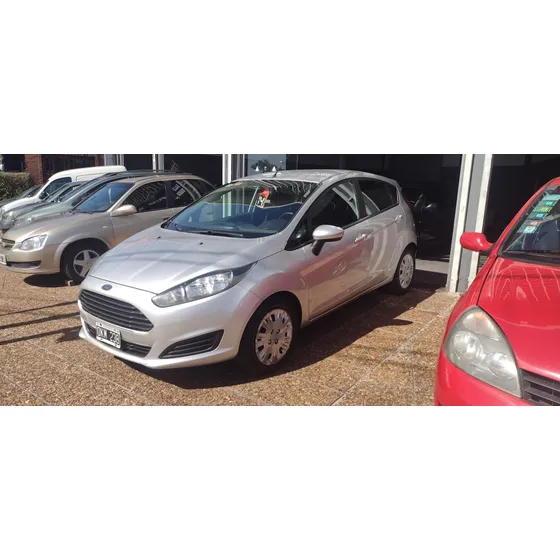 Ford Fiesta 1.6 Max One Ambiente Plus 98cv
