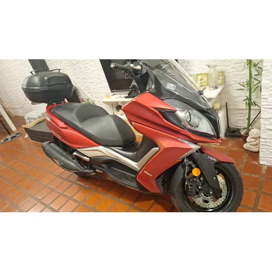 Kymco 350 Roja Muy Buen Estado General . Mecánica Excelente.