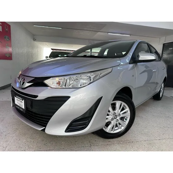 Toyota Yaris 1.5 Core At Sedan Cvt