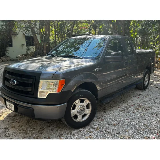 Ford F-150 3.7 Xl Cabina Y Media 4x2 Mt
