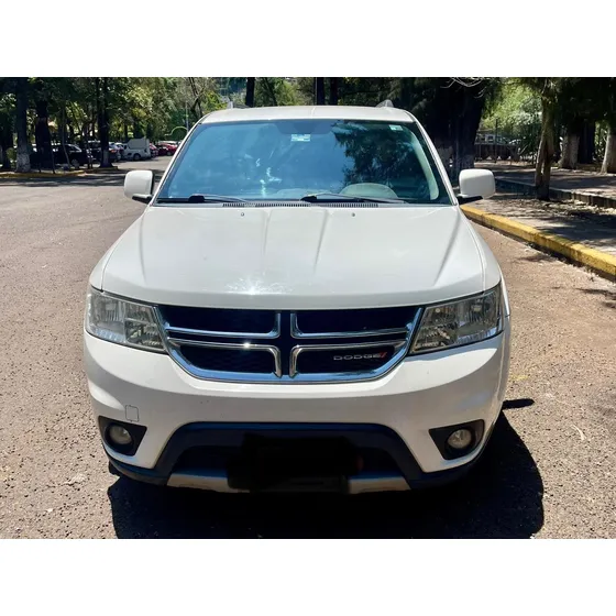 Dodge Journey 2.4 Sxt 7 Pasajeros At