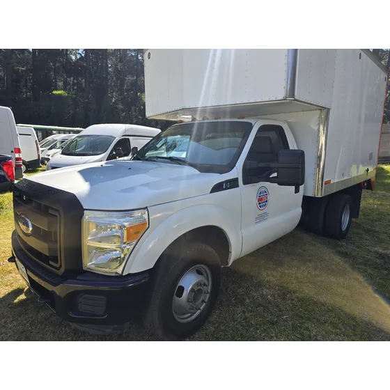 Ford F-350 6.3l Xl 6.2 Mt