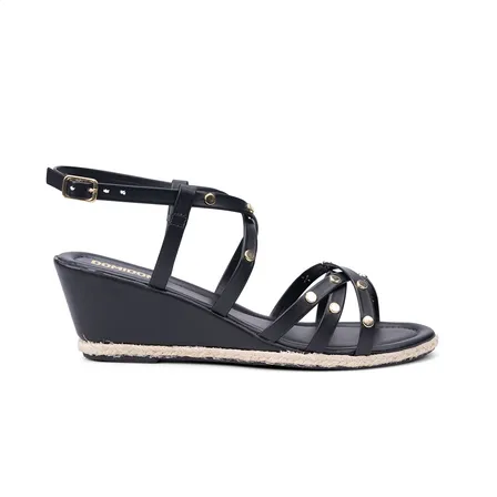 Sandália Anabela Tiras Com Tachas E Fivela Dourada