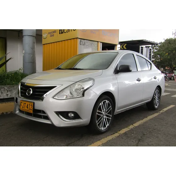 Nissan Versa 1.6 Advance Mt