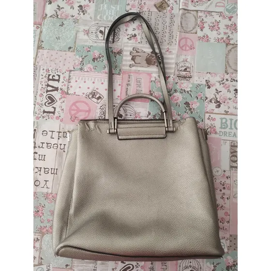 Cartera Plateada Con Detalles Ver Fotos No Jackie No Prune