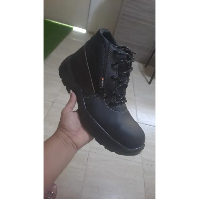 Bota Obrero