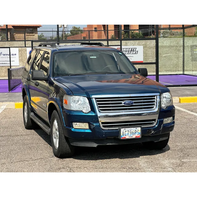 Ford Explorer Xlt