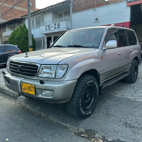 Toyota Land Cruiser 2002 4.7 Vxr Uzj100 Imperial