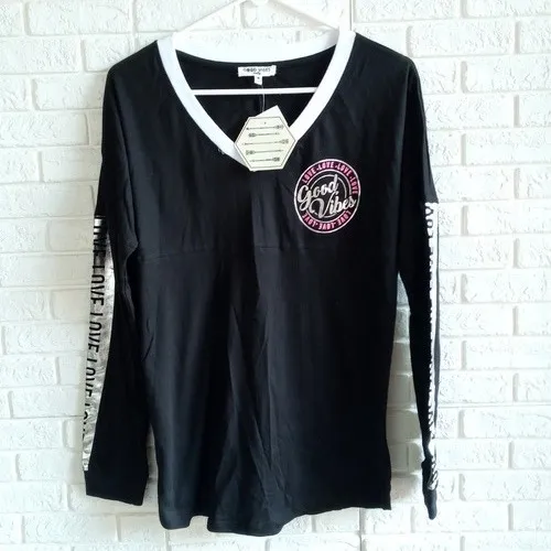 Blusa Negra Manga Larga, Nueva, Talla M