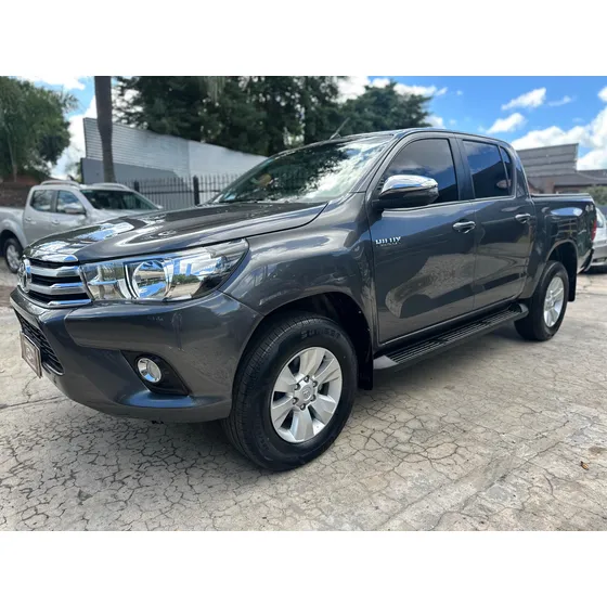 Toyota Hilux Pick-up 2.8 Cd Srv 177cv 4x4