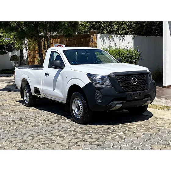 Nissan Np300 2.5 Pick Up Mt Ac