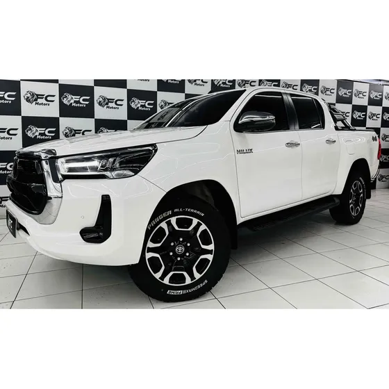 Toyota Hilux 2.8 D-4d Turbo Diesel Cd Srx 4x4 Automático
